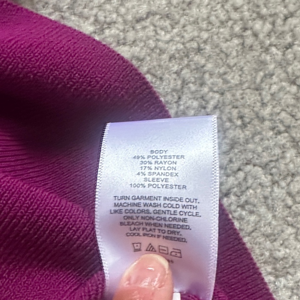 Express Fuchsia Puff Sleeve Blouse - Picture 7 of 8
